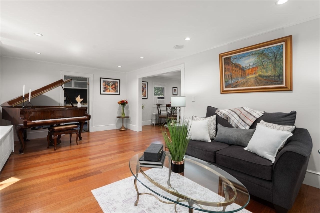 9 Venner Rd