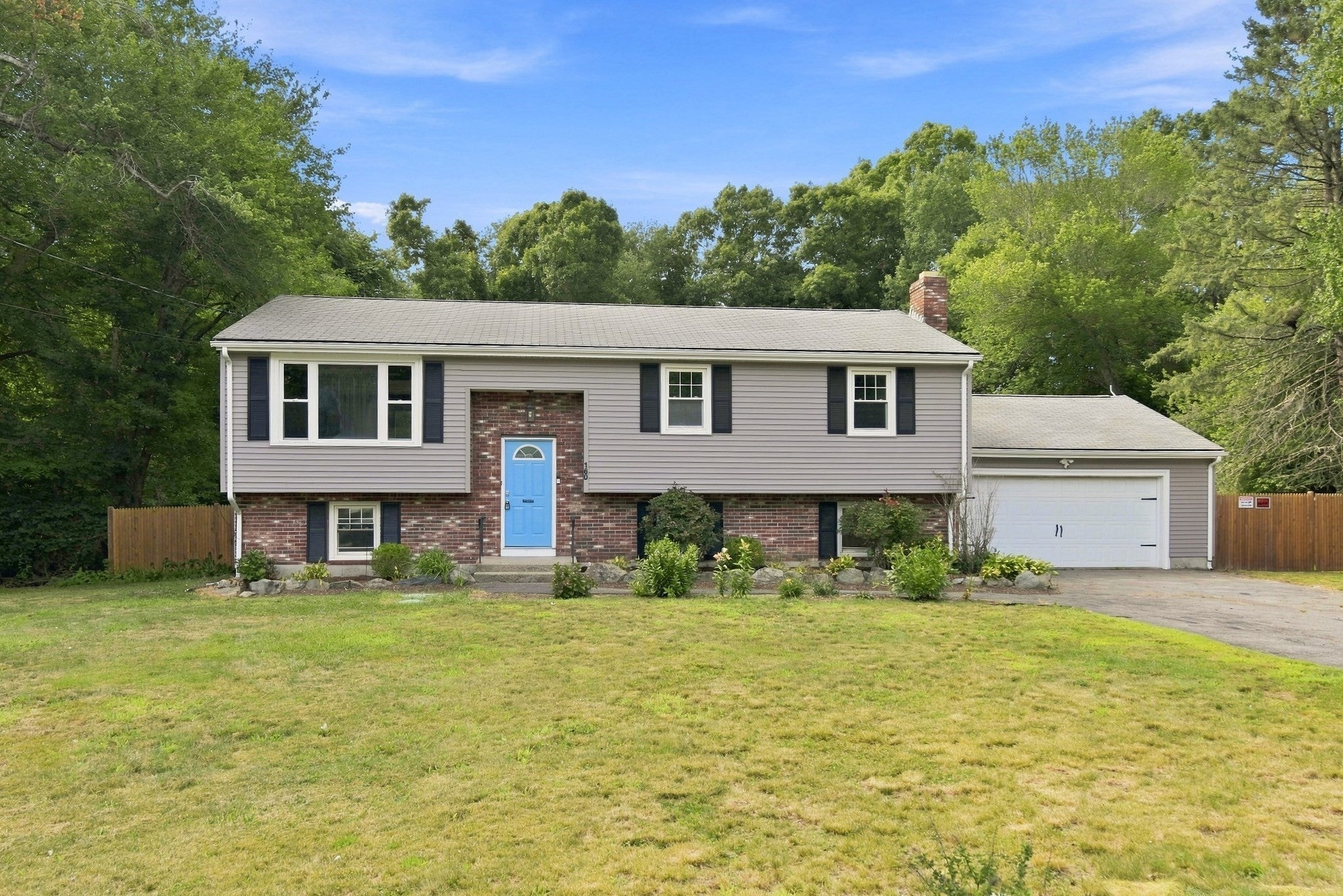 160 E Main Street