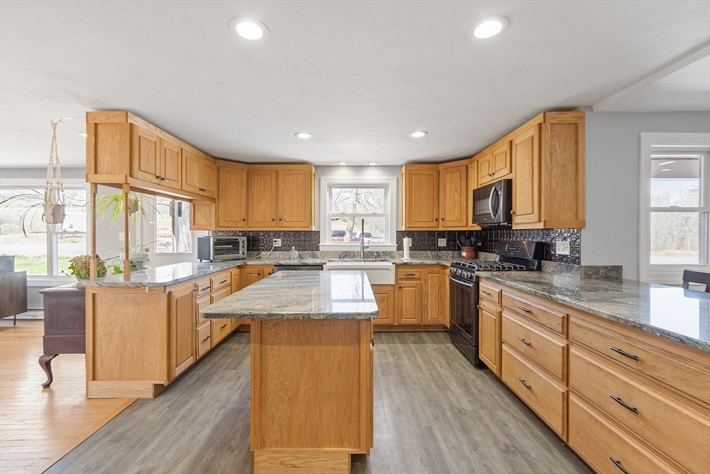 18 Bernhardt Road