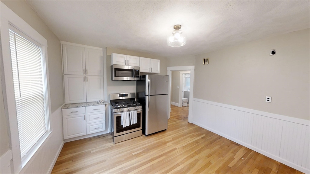 75-77 Pinkert St