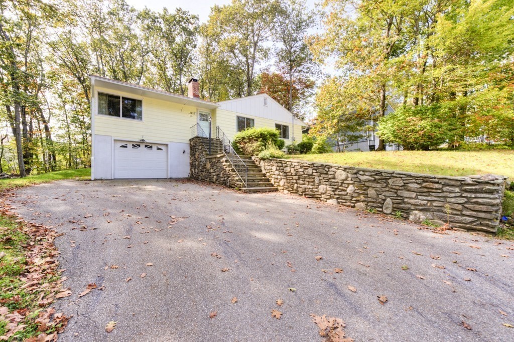 26 Avery Heights Drive