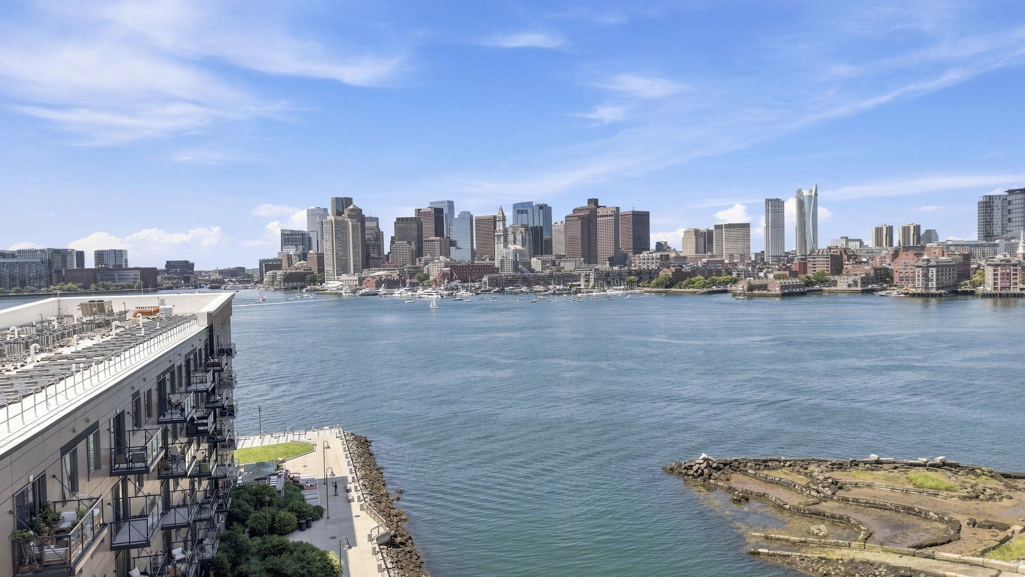 45 Lewis St 511
