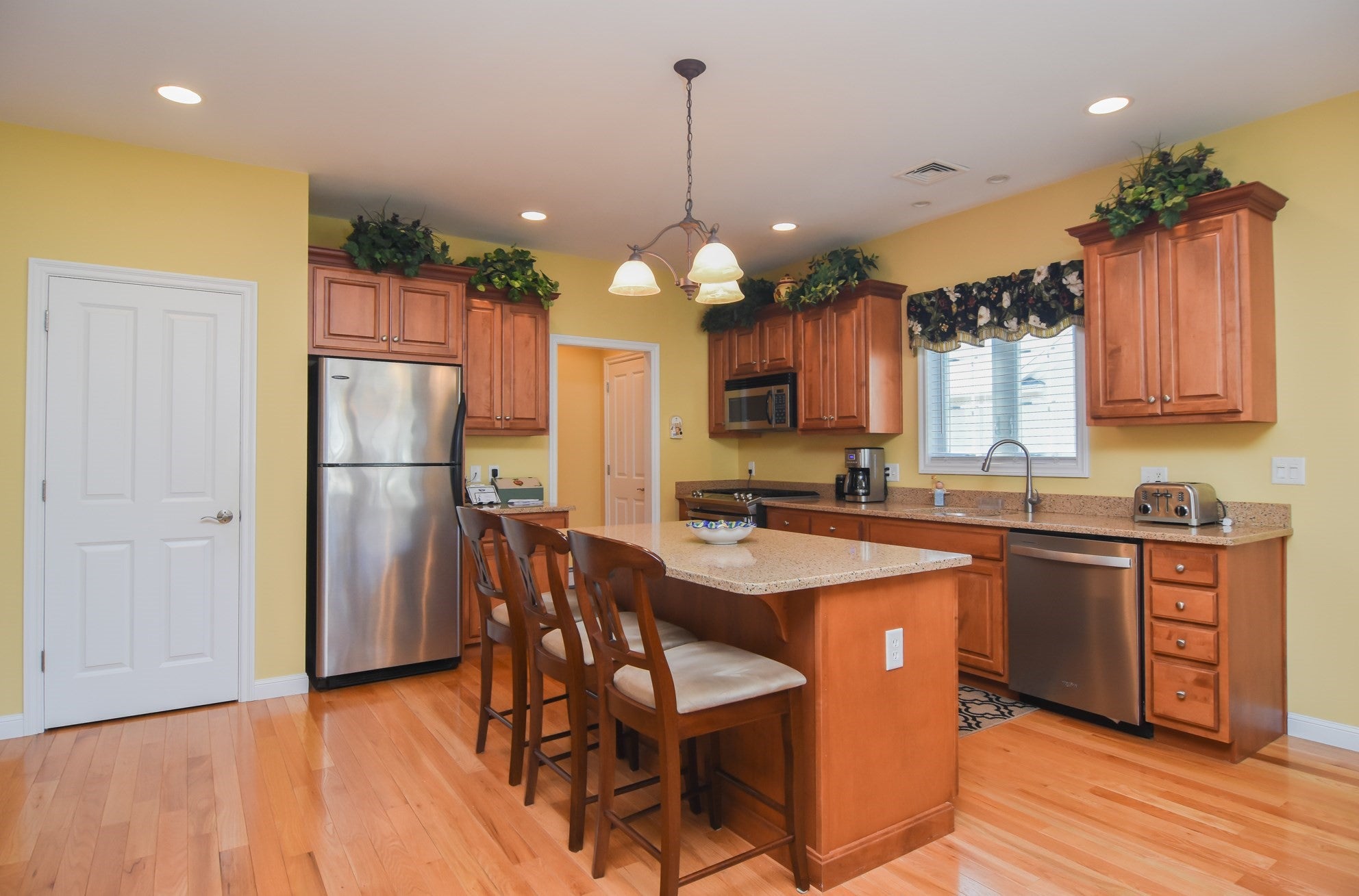 5 Village Ln #5, Methuen, MA, 5 Village Ln #5, Methuen, MA Photo #25