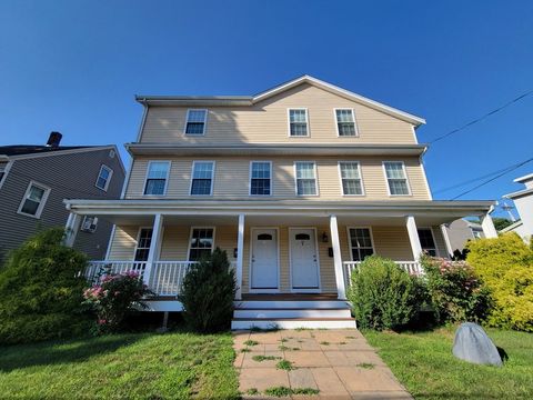 Photo of 13 Church St #N/A, Franklin, MA 02038 (MLS # 73555891)