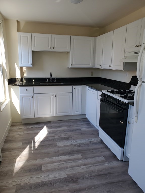 47 Railroad Ave 2L