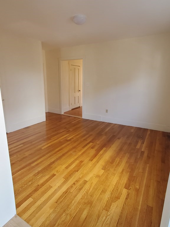 47 Railroad Ave 2L