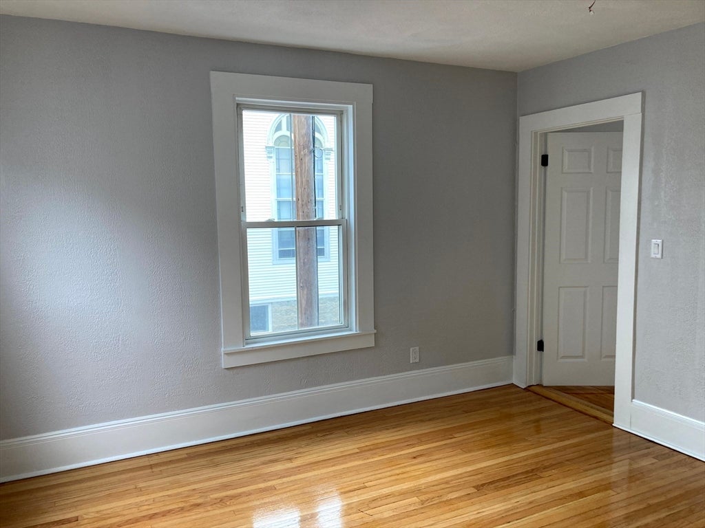 13 Knowlton St #2, Beverly, MA Photo #5