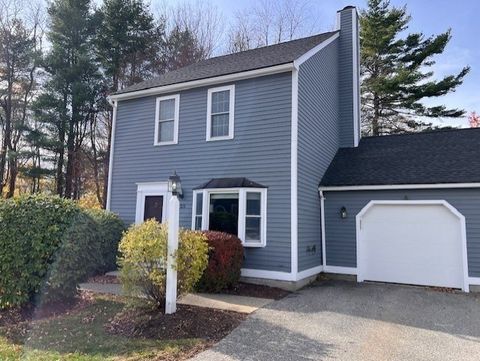 25 Whittier Meadows Dr 25 Amesbury MA 01913