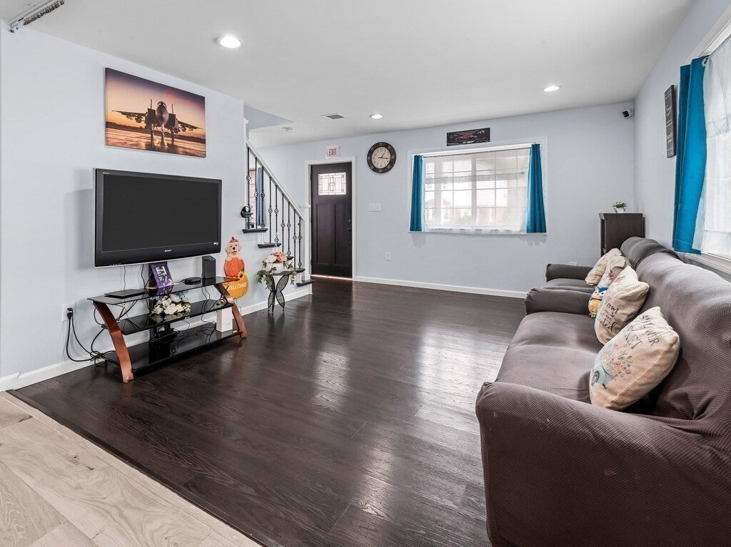 42 Ringgold St, Springfield, MA, 42 Ringgold St, Springfield, MA Photo #9