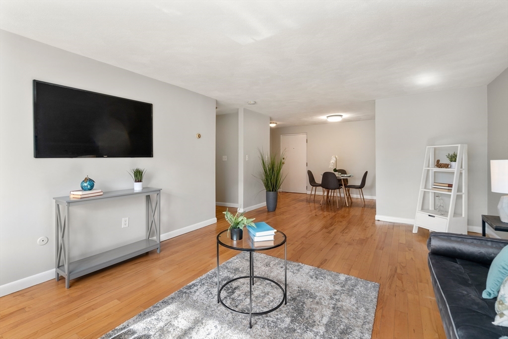 84 Grant St 12