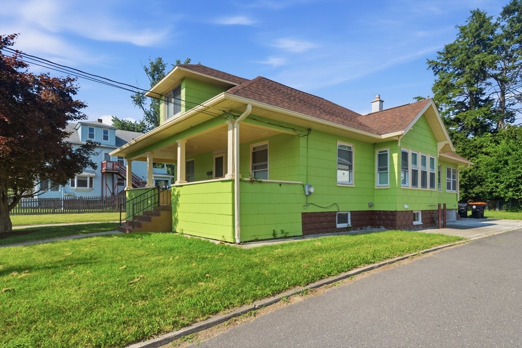 16 Hartford St, South Hadley, MA Photo #27