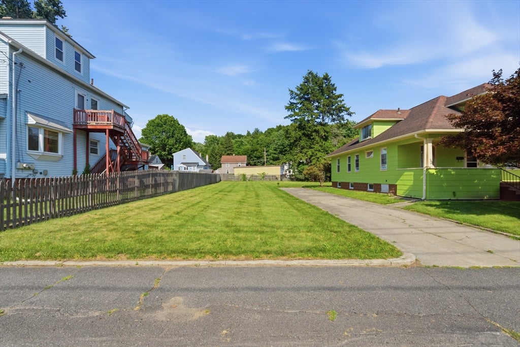 16 Hartford St, South Hadley, MA Photo #34