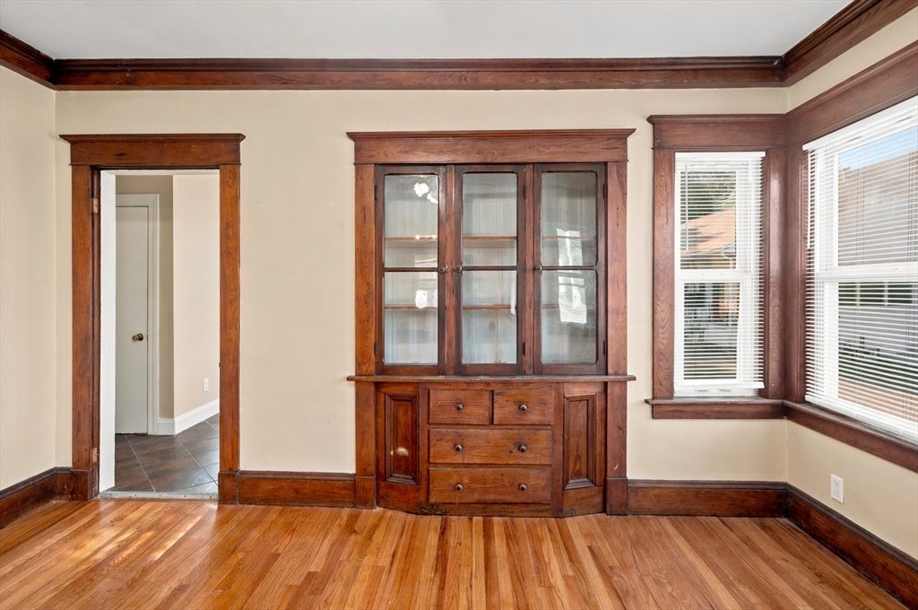 16 Hartford St, South Hadley, MA Photo #10
