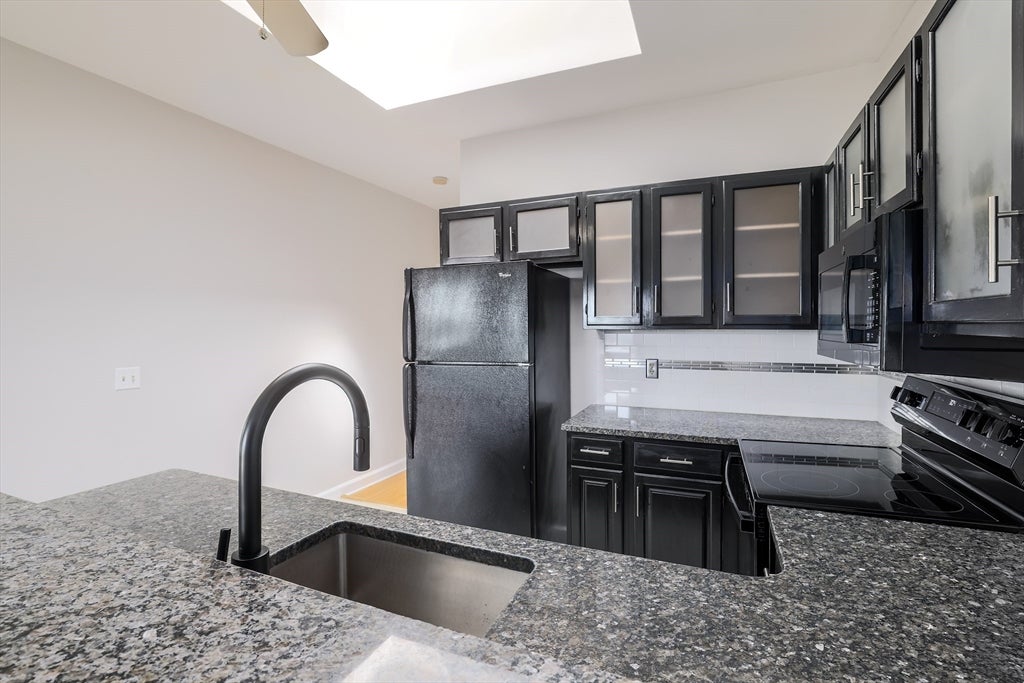 178 Lincoln St #A13, Worcester, MA Photo #21