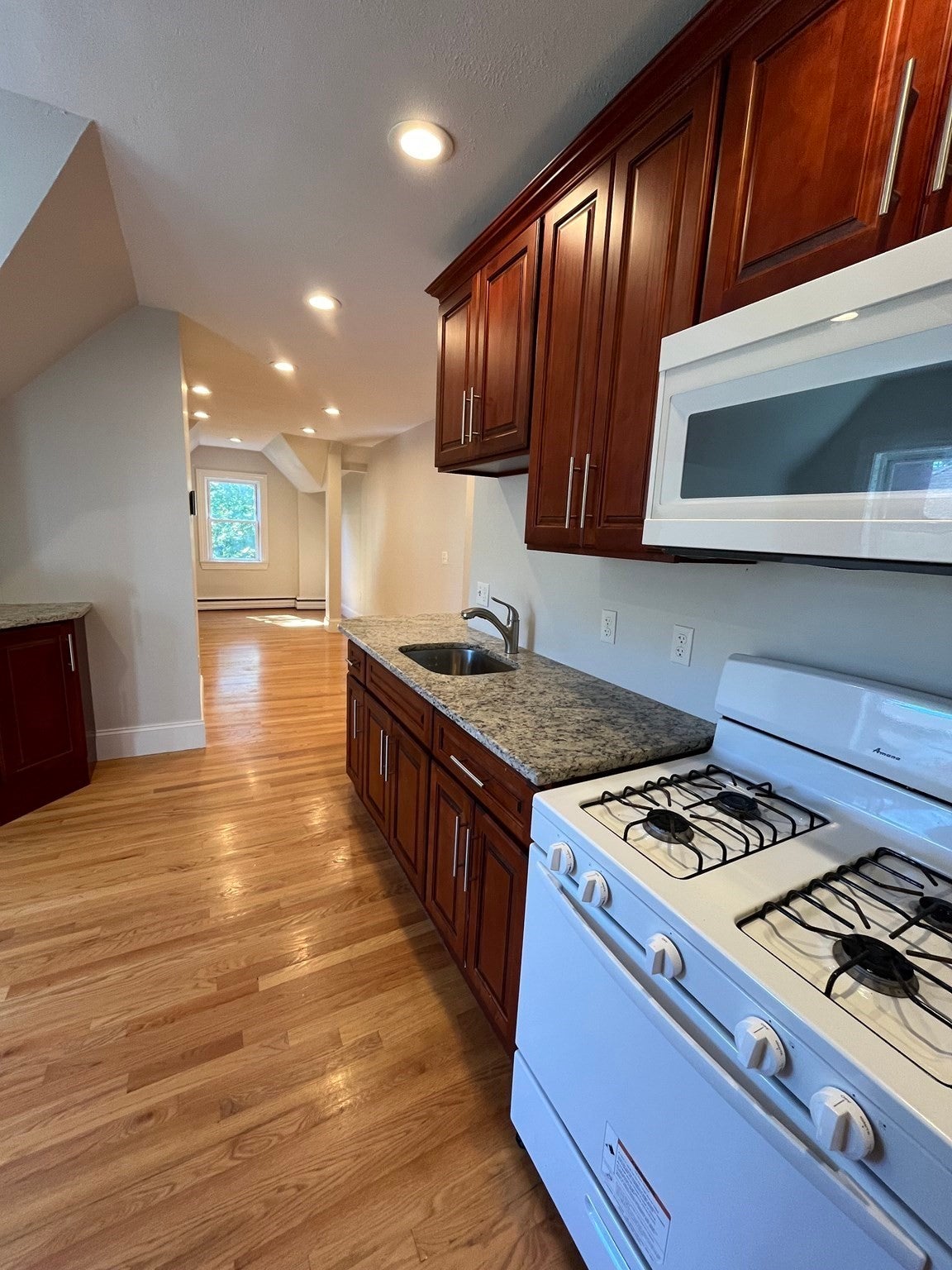 90 Lyndhurst St #5, Boston, MA, 90 Lyndhurst St #5, Boston, MA Photo #9