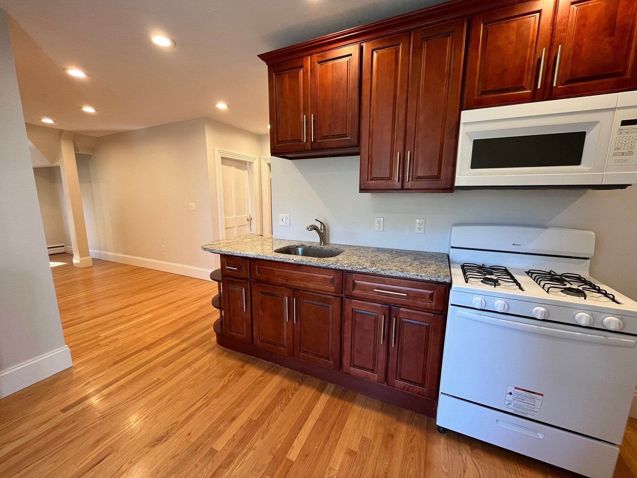 90 Lyndhurst St #5, Boston, MA, 90 Lyndhurst St #5, Boston, MA Photo #8
