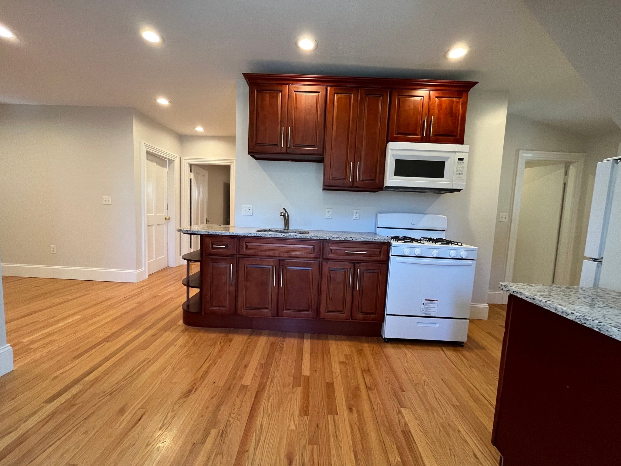 90 Lyndhurst St #5, Boston, MA, 90 Lyndhurst St #5, Boston, MA Photo #7