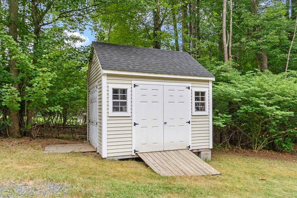 378 Pelham Rd, Dracut, MA, 378 Pelham Rd, Dracut, MA Photo #36