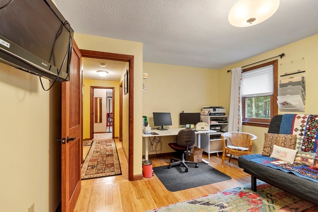 378 Pelham Rd, Dracut, MA, 378 Pelham Rd, Dracut, MA Photo #29