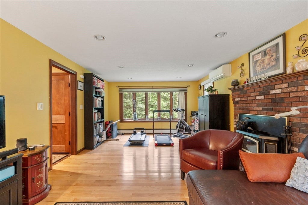 378 Pelham Rd, Dracut, MA, 378 Pelham Rd, Dracut, MA Photo #14