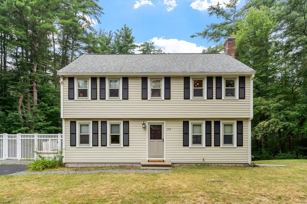 378 Pelham Rd, Dracut, MA, 378 Pelham Rd, Dracut, MA Photo #2