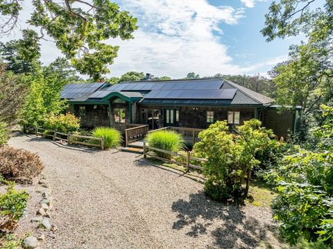 79 David Ave Tisbury MA 02568