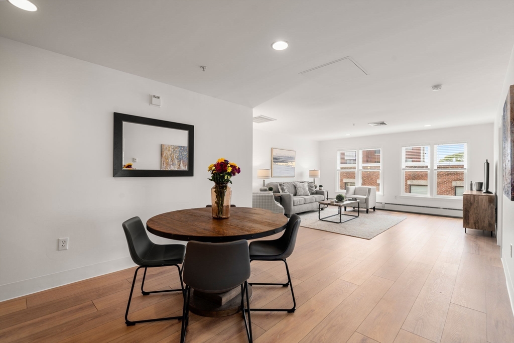 1 Davenport Street 11