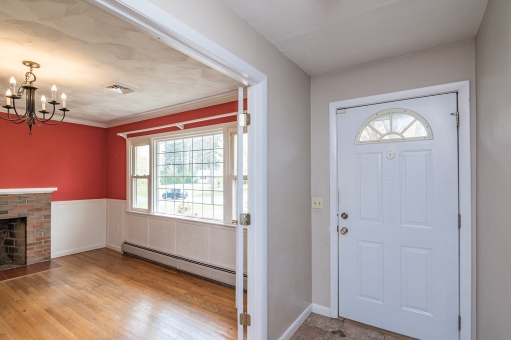 16 Highland Circle