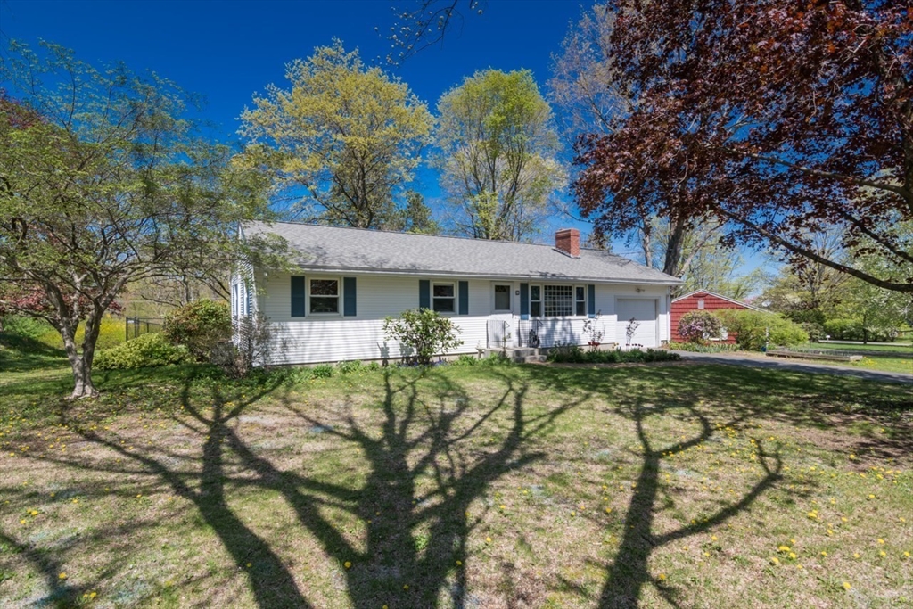 16 Highland Circle