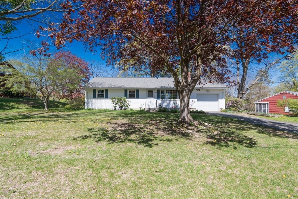 16 Highland Circle