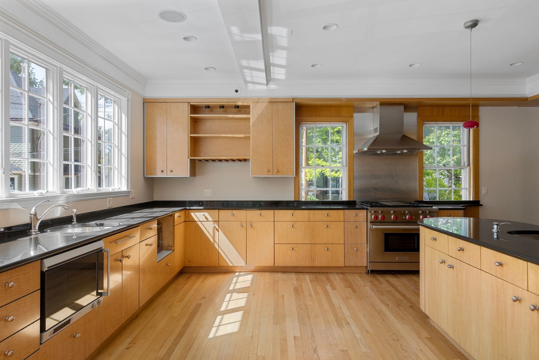 90 Raymond ST, Cambridge, MA Photo #11