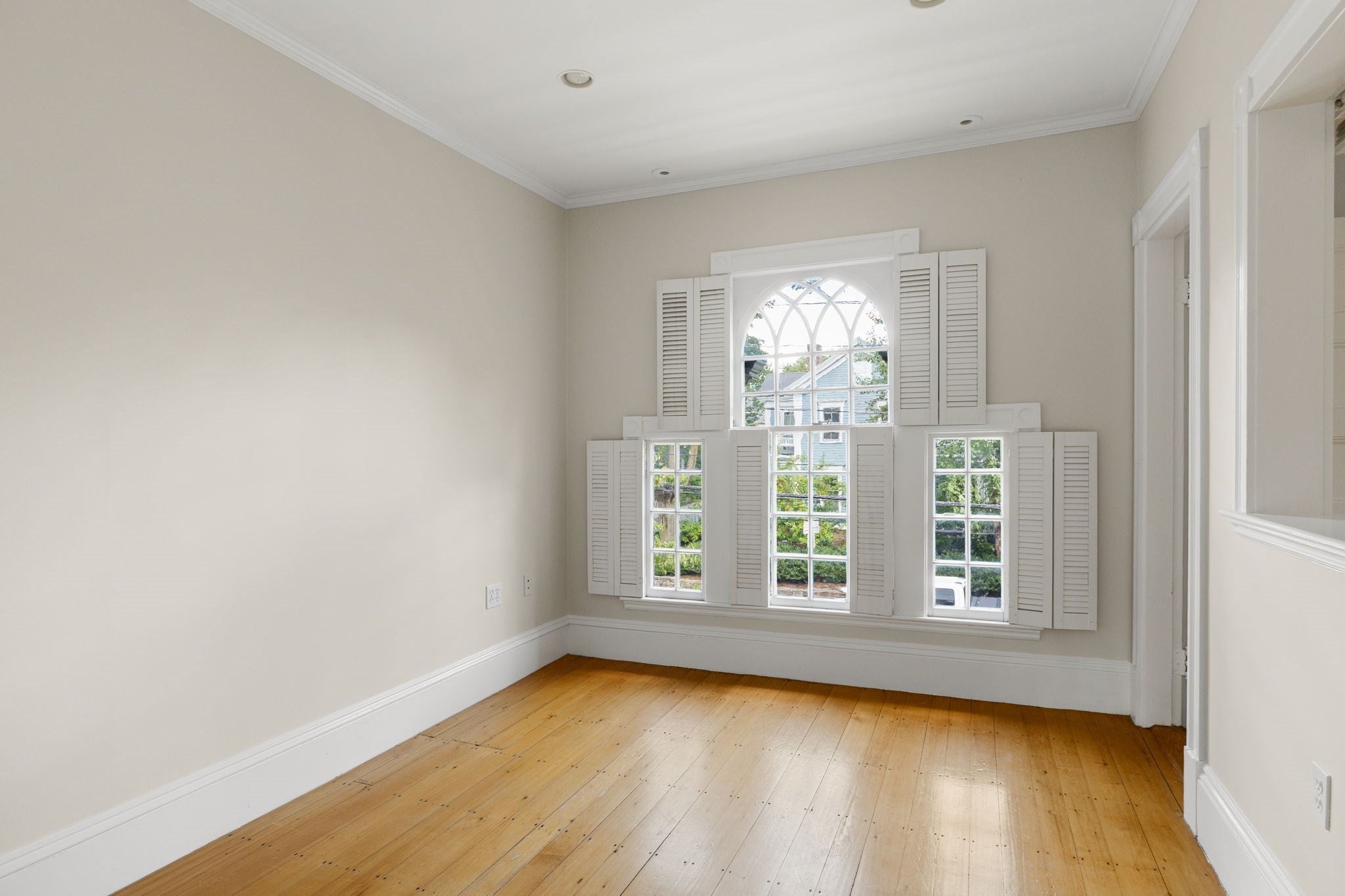 90 Raymond ST, Cambridge, MA Photo #15