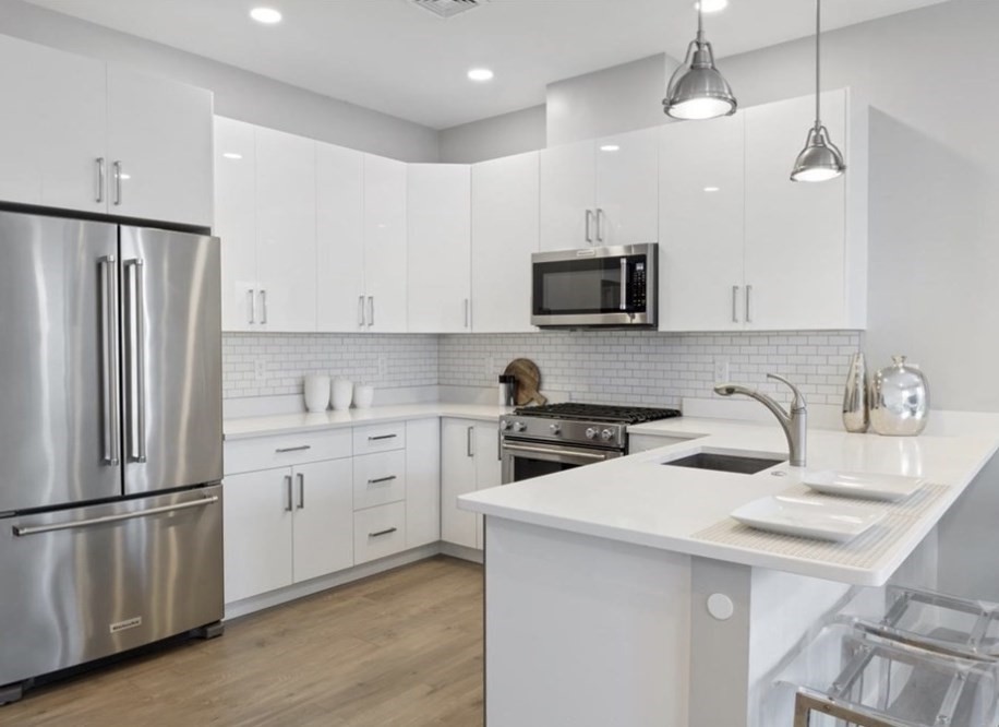 610 Rutherford 501