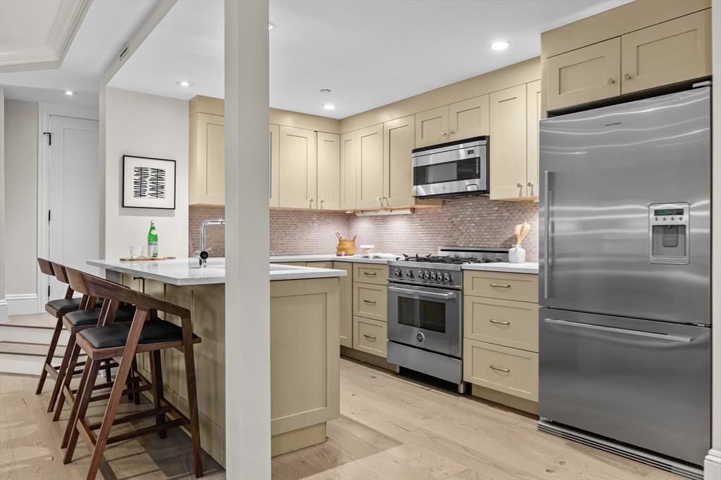 407 Shawmut Avenue 1