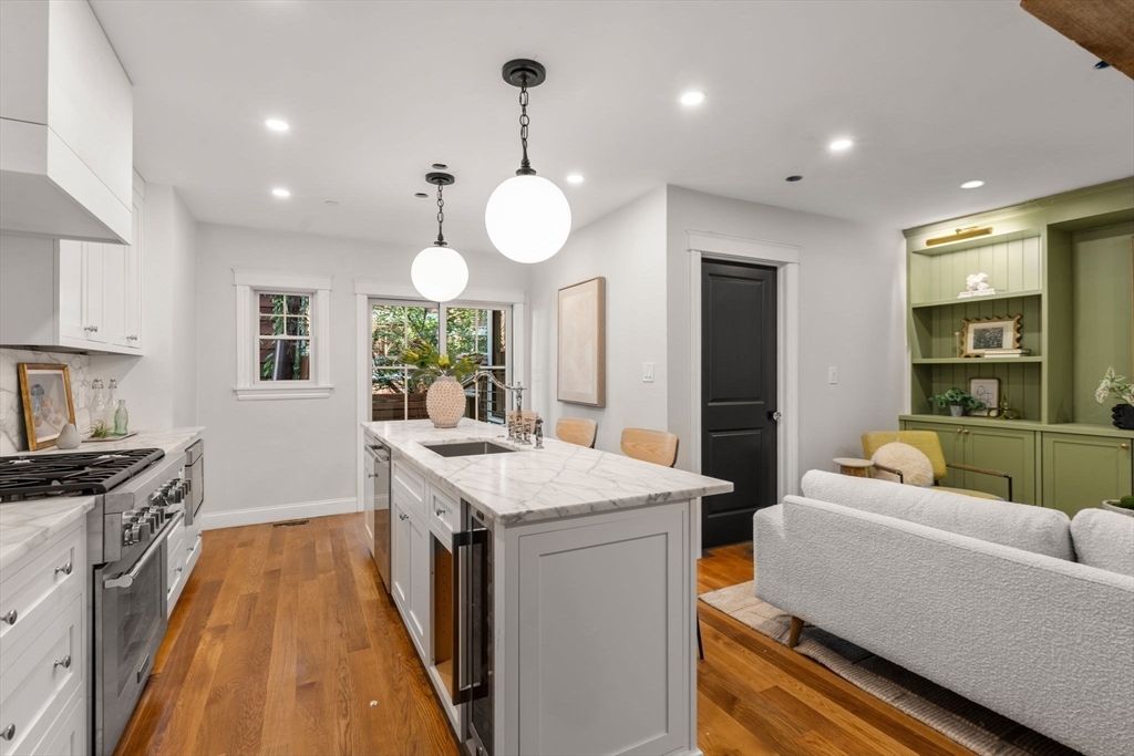 27 Mystic Street 1