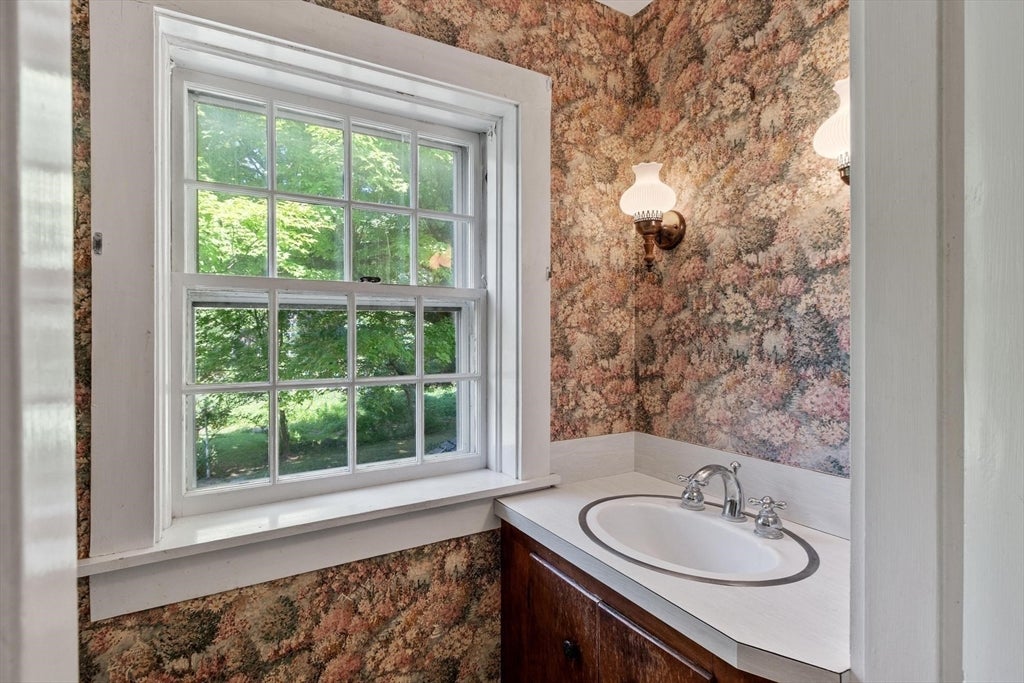 185 Main St, Chelmsford, MA Photo #16