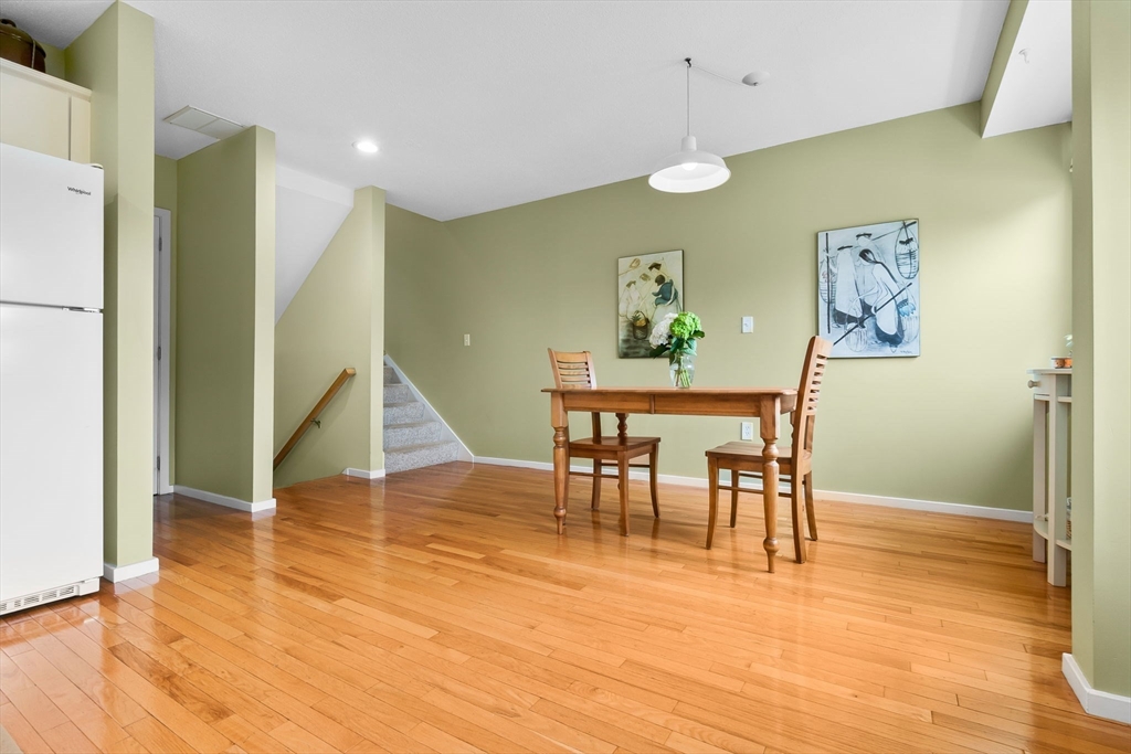 9 Griswold Rd B