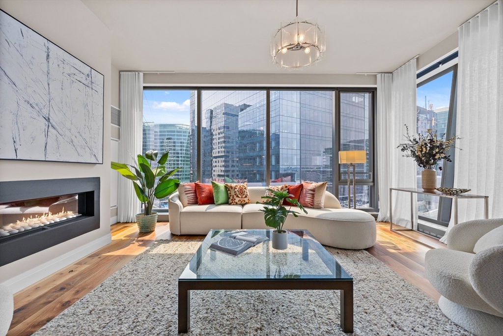 300 Pier 4 Blvd PH N
