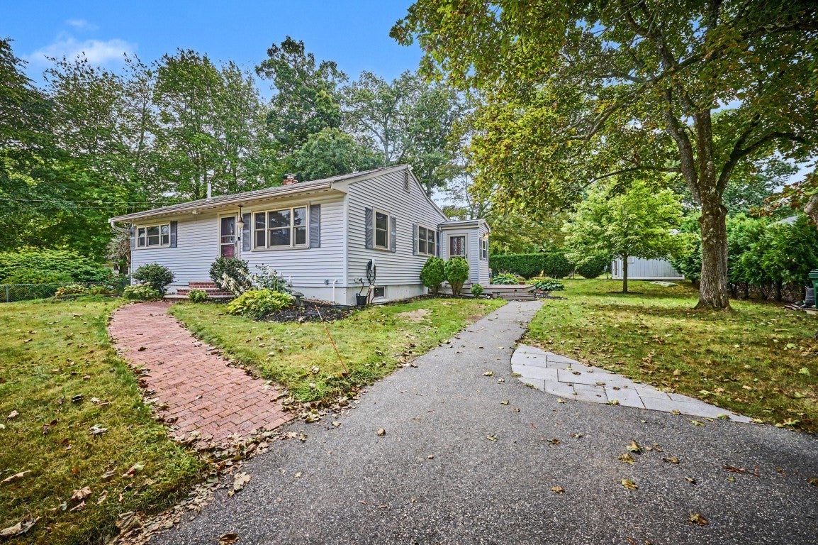 13 Forbes Ave, Burlington, MA, 13 Forbes Ave, Burlington, MA Photo #2