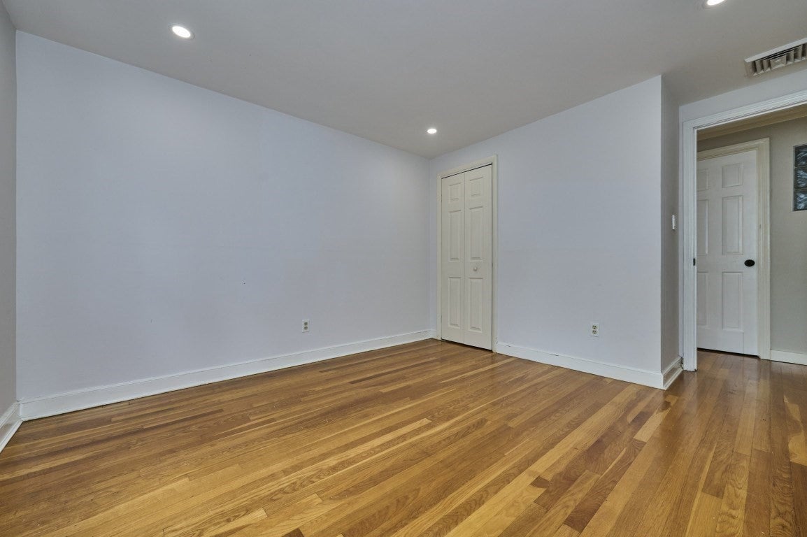 13 Forbes Ave, Burlington, MA, 13 Forbes Ave, Burlington, MA Photo #15