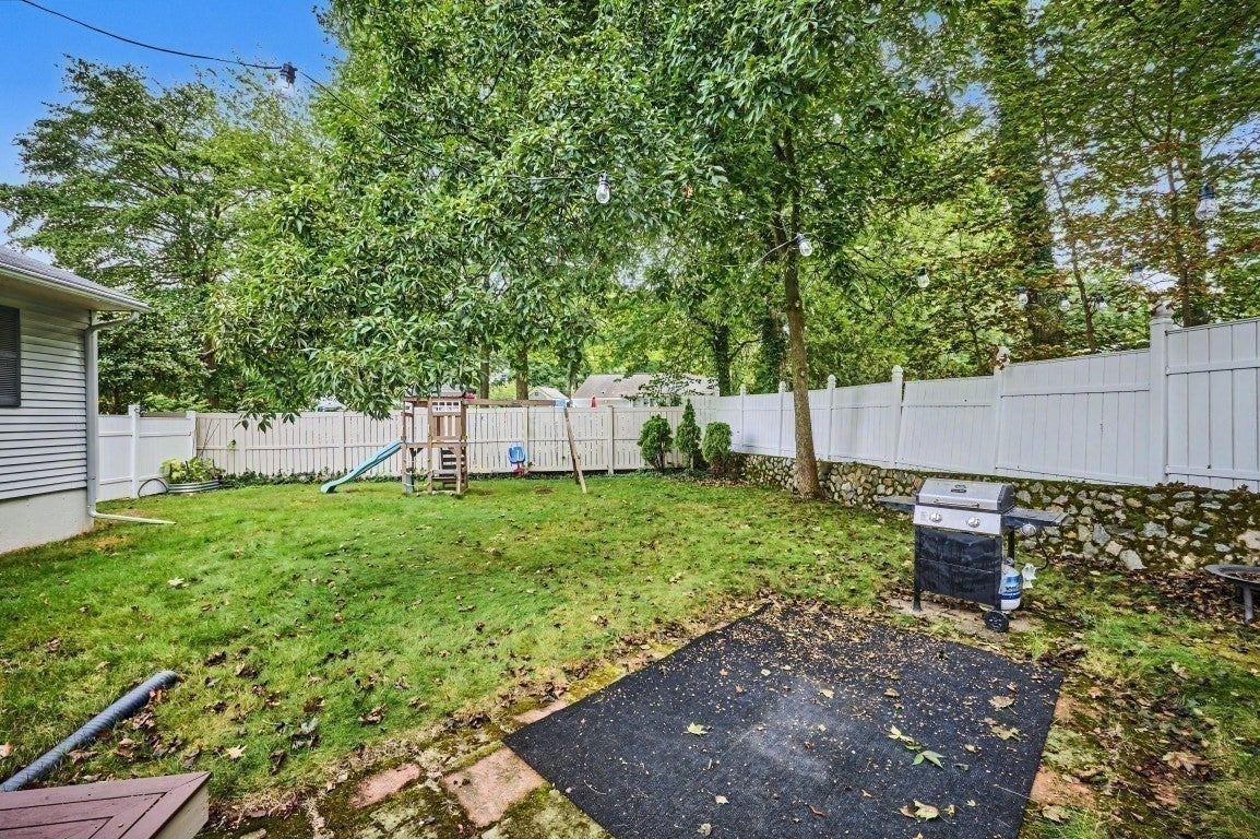 13 Forbes Ave, Burlington, MA, 13 Forbes Ave, Burlington, MA Photo #24