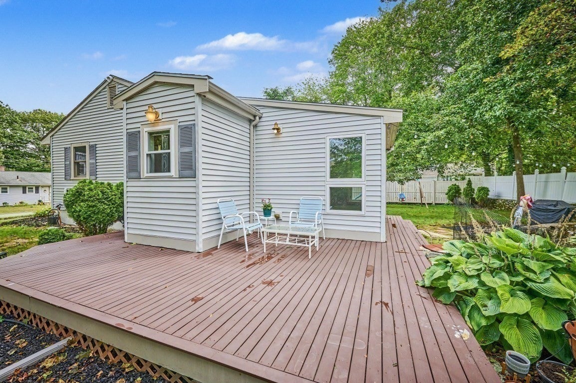 13 Forbes Ave, Burlington, MA, 13 Forbes Ave, Burlington, MA Photo #22