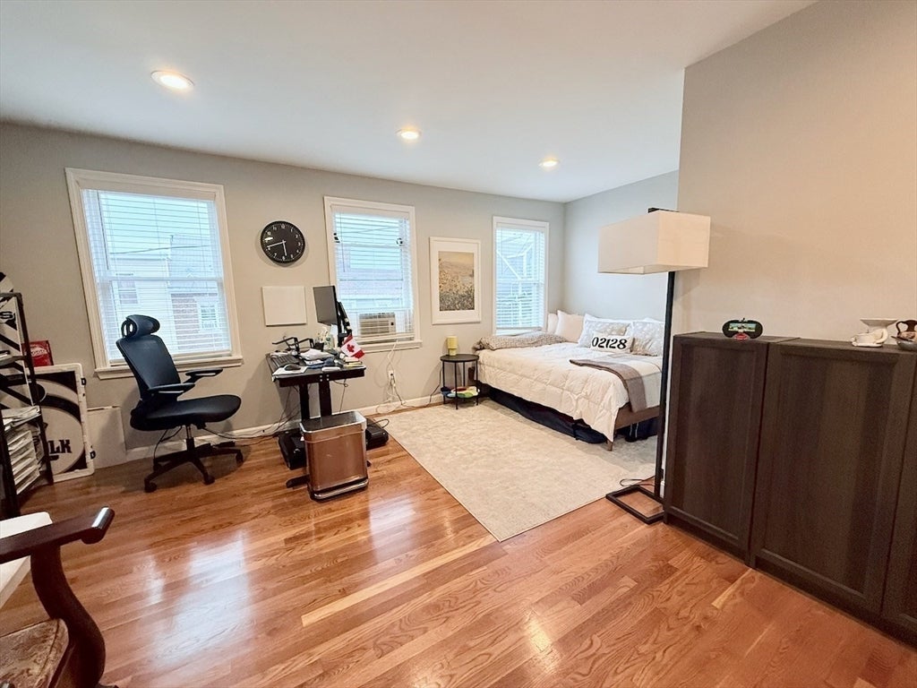 353 Sumner St #2, Boston, MA Photo #8