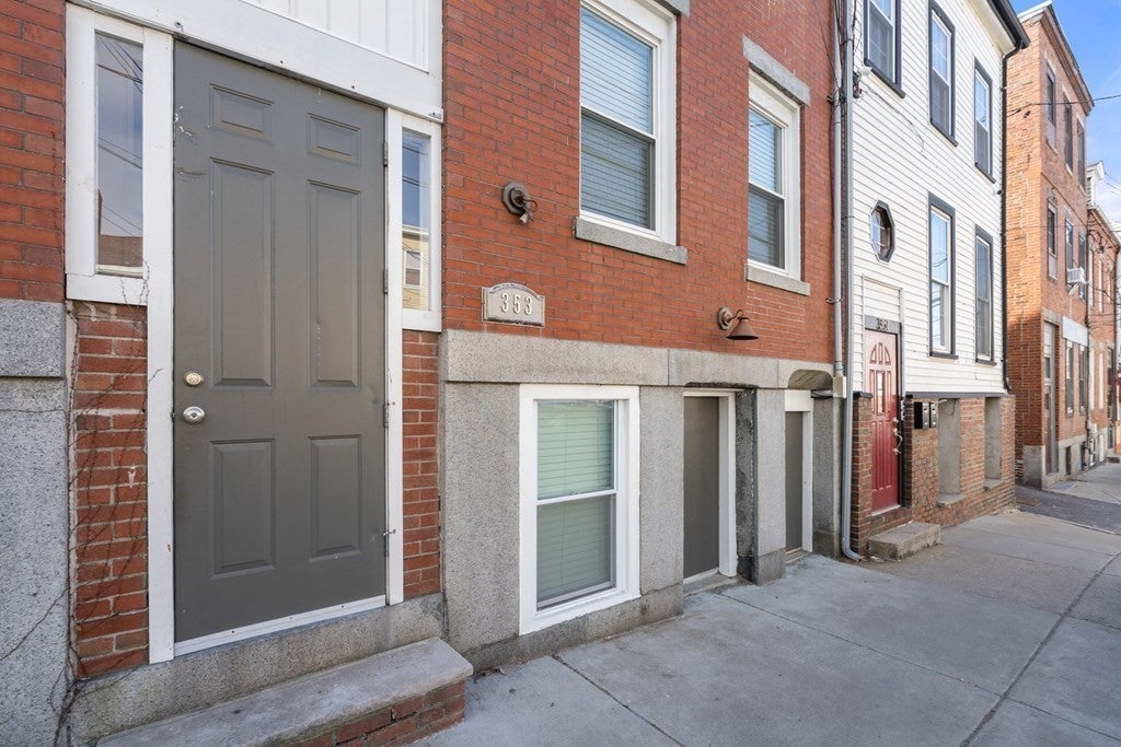 353 Sumner St #2, Boston, MA Photo #18
