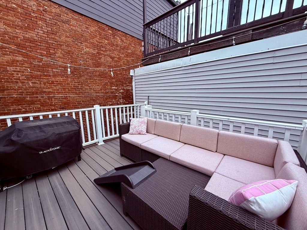 353 Sumner St #2, Boston, MA Photo #16