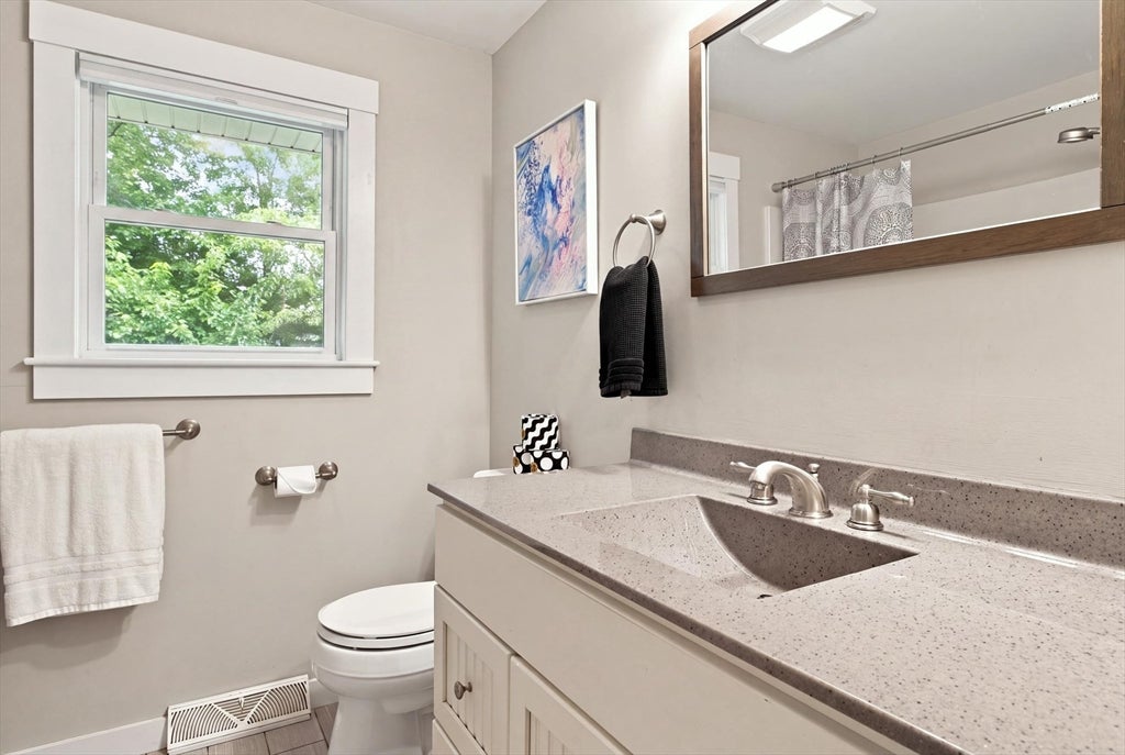 48 Audubon Cir, Barnstable, MA, 48 Audubon Cir, Barnstable, MA Photo #10