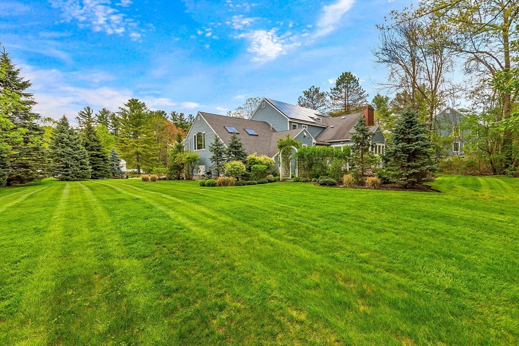 24 Belknap Dr