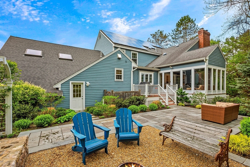 24 Belknap Dr