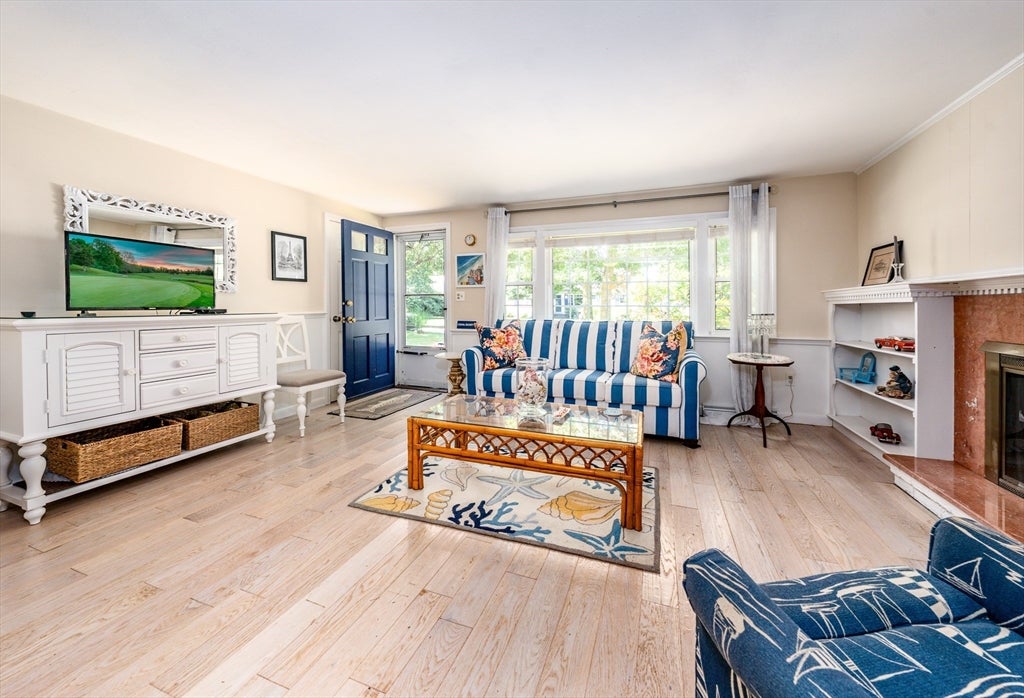 6 Security St, Barnstable, MA, 6 Security St, Barnstable, MA Photo #3