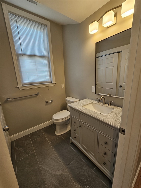 21 Lincoln St 2